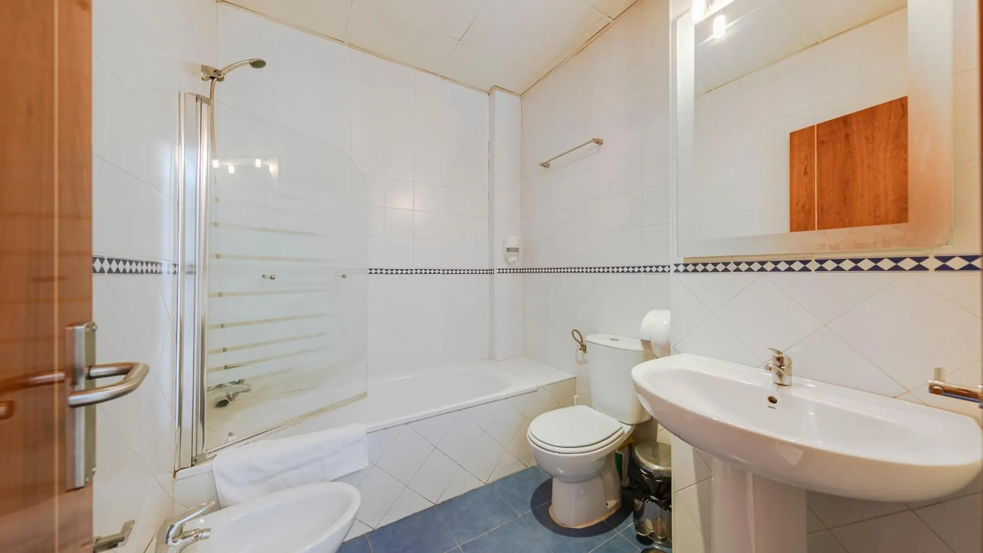 Sevillahome-Apartamento Complejo Piscina Parking
